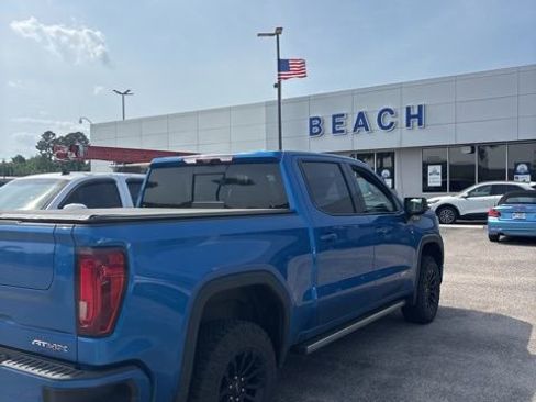 Used 2022 GMC Sierra 1500 AT4X image 3