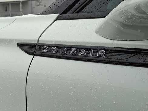 Used 2023 Lincoln Corsair AWD w/ Equipment Group 101A image 31