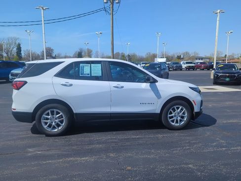 Certified 2024 Chevrolet Equinox LS AWD/4WD image 10