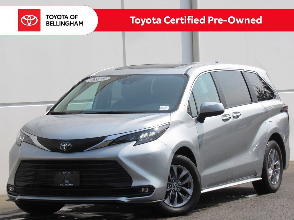Certified 2025 Toyota Sienna XLE FWD image 1