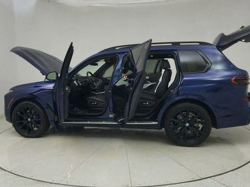 Used 2024 BMW X7 xDrive40i w/ Executive Package image 77