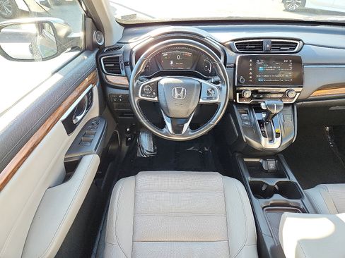 Used 2019 Honda CR-V Touring image 12