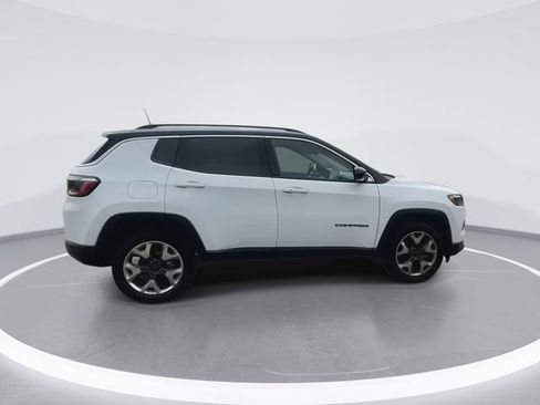 Used 2022 Jeep Compass Limited image 12