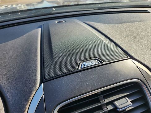 Used 2020 Lincoln Nautilus Reserve AWD/4WD image 8