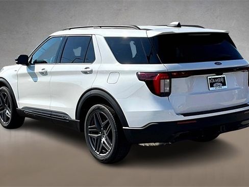 New 2025 Ford Explorer ST-Line w/ Premium Package image 3