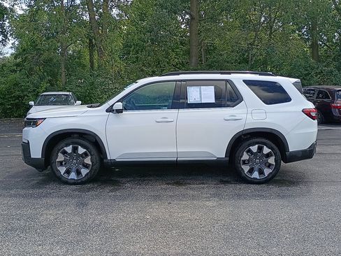 Used 2026 Honda Pilot Elite image 6
