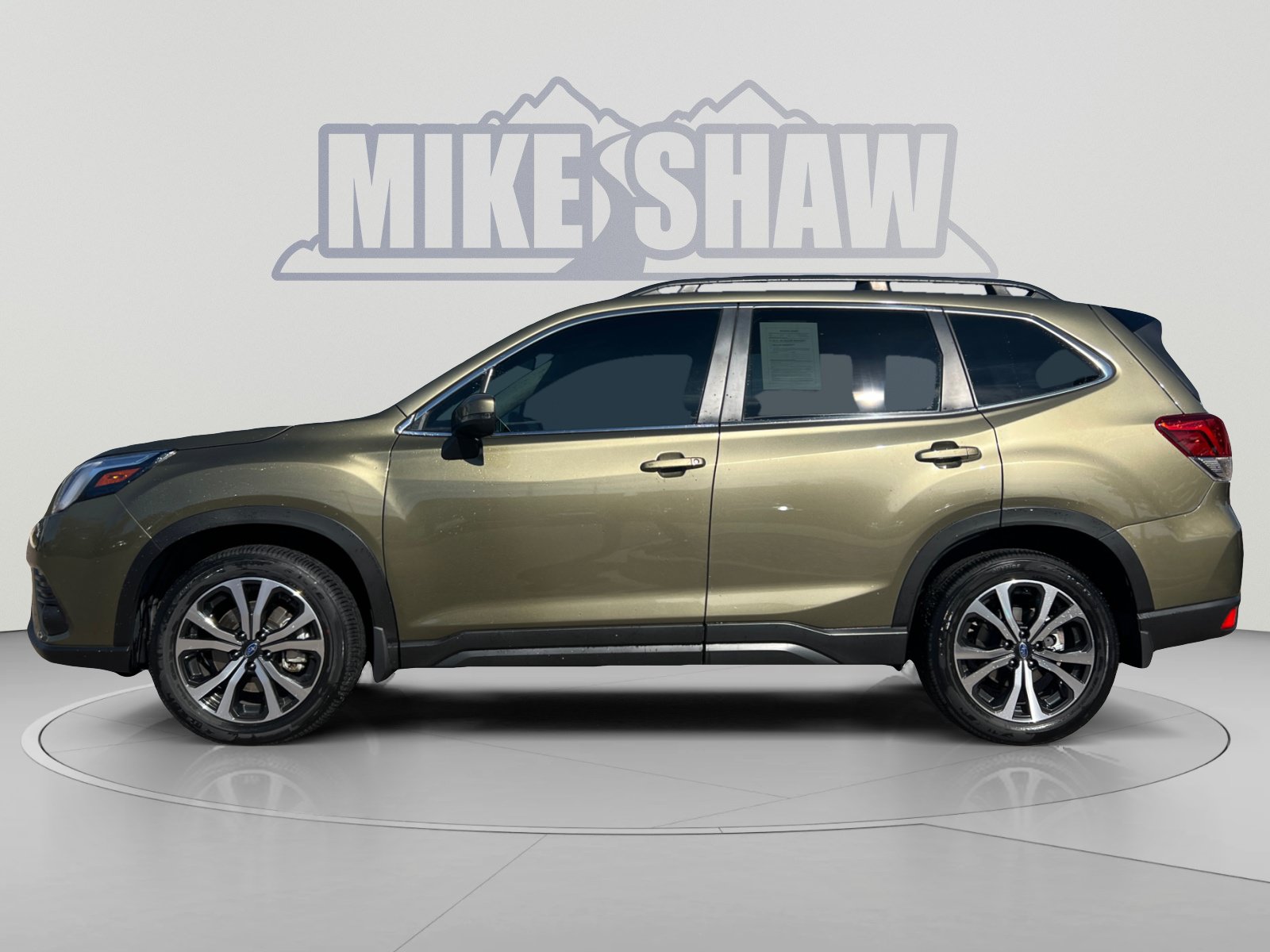 Used 2024 Subaru Forester Limited AWD/4WD image 2
