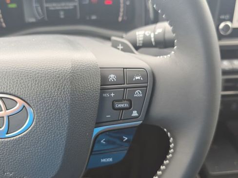 Used 2026 Toyota Camry SE w/ Convenience Package image 17