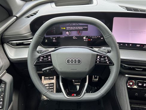 New 2026 Audi SQ5 Prestige AWD/4WD image 17