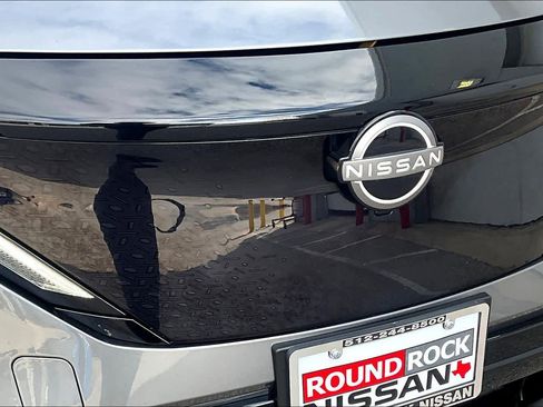 Used 2023 Nissan Ariya FWD image 28