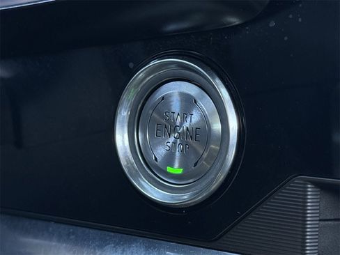 Certified 2023 Chevrolet Corvette Stingray Premium Conv w/ Z51 Performance Package image 23