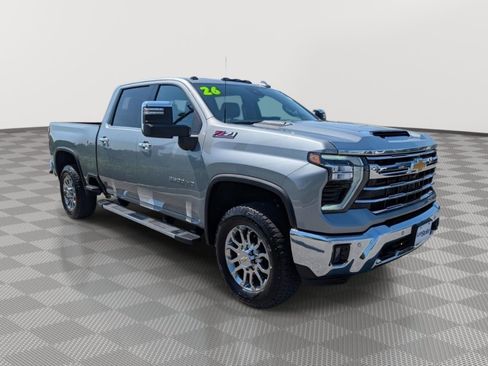 Used 2026 Chevrolet Silverado 3500 LTZ w/ LTZ Premium Package AWD/4WD image 7