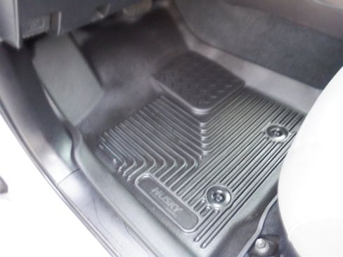 Used 2022 Toyota Tacoma SR image 13