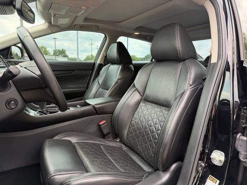 Used 2021 Nissan Maxima Platinum w/ Sport Mat Group FWD image 10