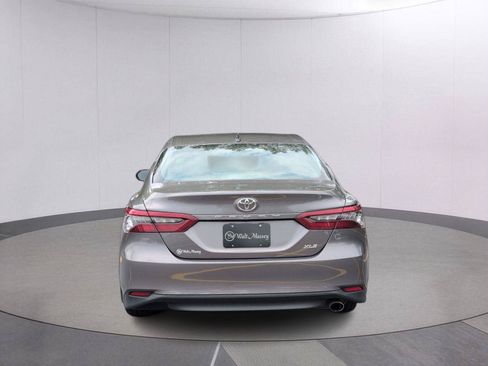 Used 2024 Toyota Camry XLE FWD image 4