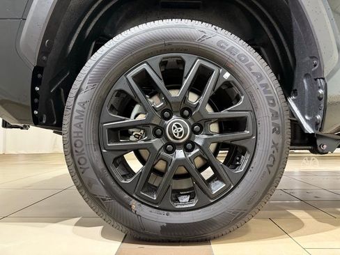 New 2026 Toyota Tundra Limited AWD/4WD image 8