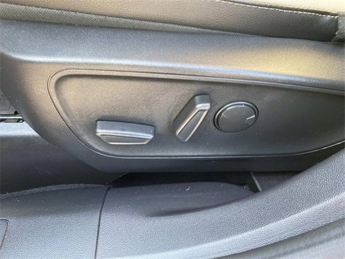 Used 2022 Ford Escape SEL w/ Technology Package image 57