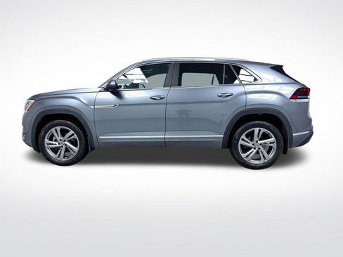 Used 2024 Volkswagen Atlas Cross Sport SEL R-Line AWD/4WD image 3