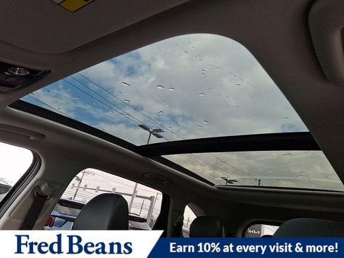 New 2026 Kia Sorento S w/ S Panoramic Sunroof Package AWD/4WD image 11