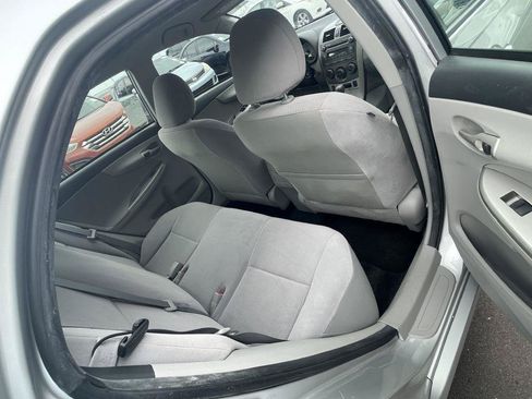 Used 2011 Toyota Corolla LE FWD image 14