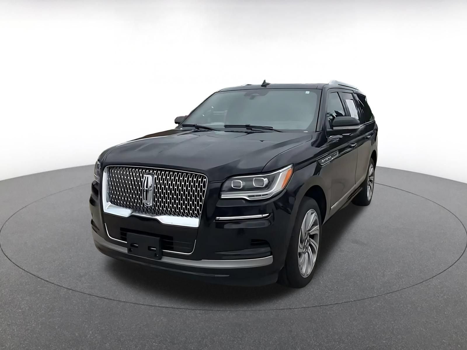 Used 2022 Lincoln Navigator Reserve RWD image 6