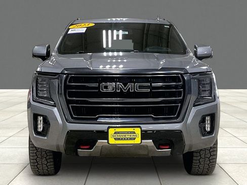 Used 2023 GMC Yukon AT4 w/ Technology Package AWD/4WD image 3