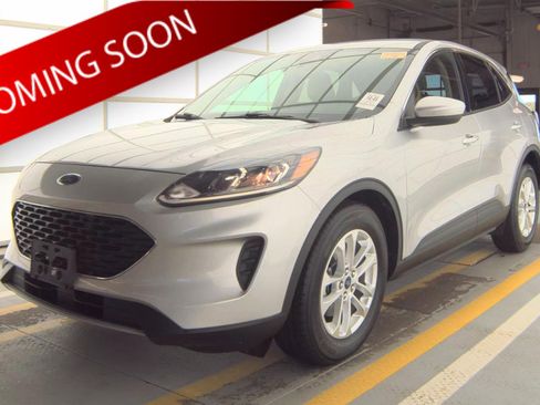 Used 2020 Ford Escape SE FWD image 1