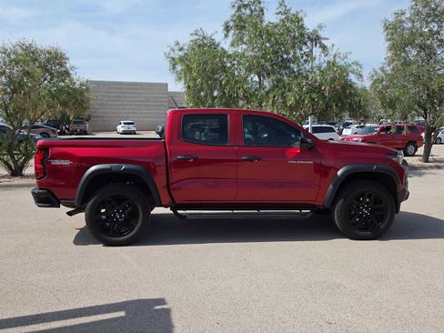 Used 2024 Chevrolet Colorado Trail Boss w/ Technology Package AWD/4WD image 9
