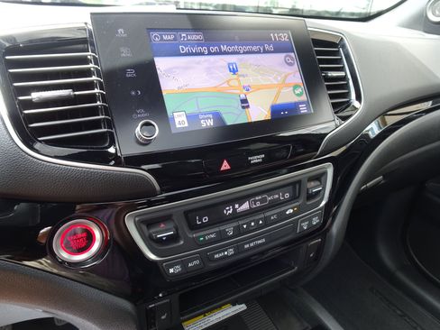 Used 2023 Honda Ridgeline Black Edition image 18