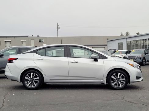 New 2025 Nissan Versa SV w/ Trunk Package image 4