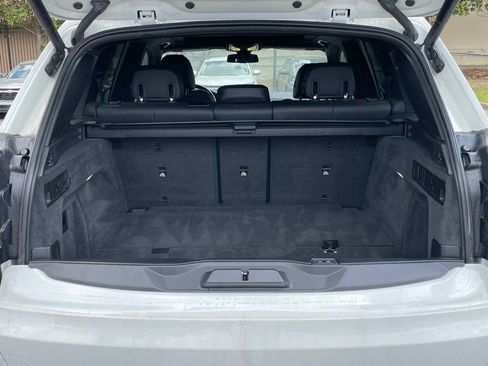 Used 2023 BMW X5 xDrive45e image 7