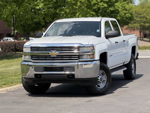Used 2016 Chevrolet Silverado 2500 W/T w/ WT Convenience Package AWD/4WD image 1