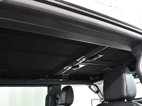 New 2026 Ford Bronco Outer Banks AWD/4WD image 18