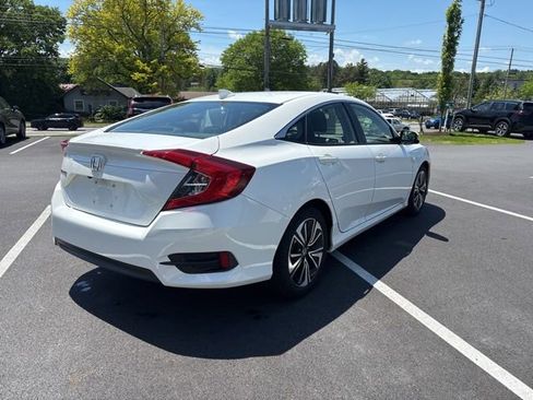 Used 2018 Honda Civic EX-T image 6