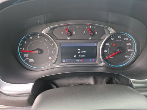 Used 2023 Chevrolet Traverse LT AWD/4WD image 13