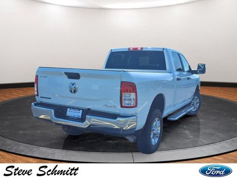 Used 2024 RAM 2500 Big Horn AWD/4WD image 26