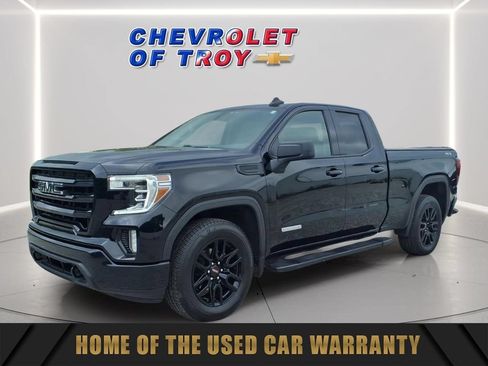 Used 2022 GMC Sierra 1500 Elevation w/ LPO, Elevation Black Package AWD/4WD image 4