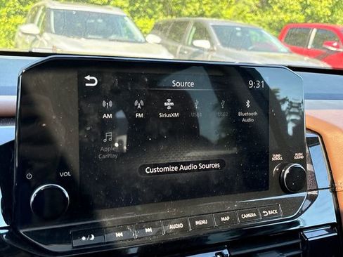 Certified 2023 Nissan Pathfinder Platinum AWD/4WD image 16