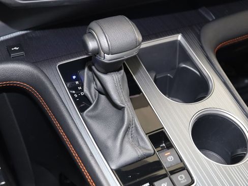 Used 2024 Toyota Sienna XSE image 7