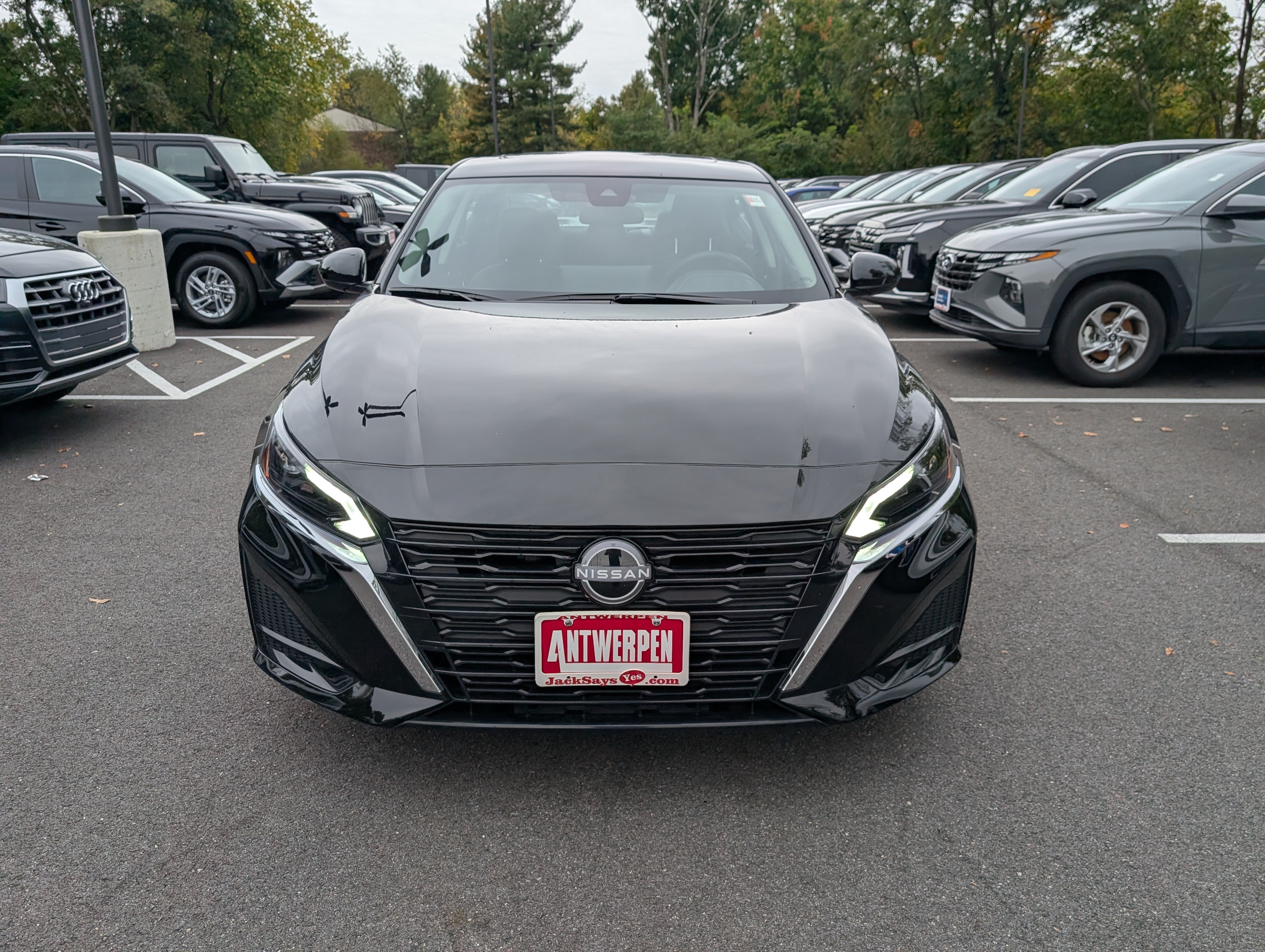 Used 2025 Nissan Altima 2.5 SV w/ SV Special Edition Package FWD image 8