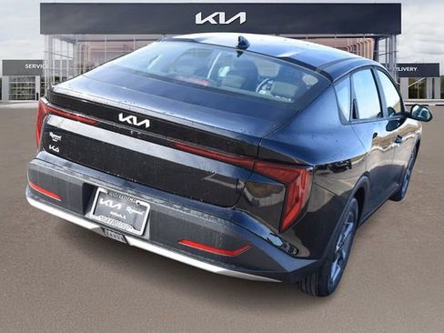 New 2026 Kia K4 LXS image 4