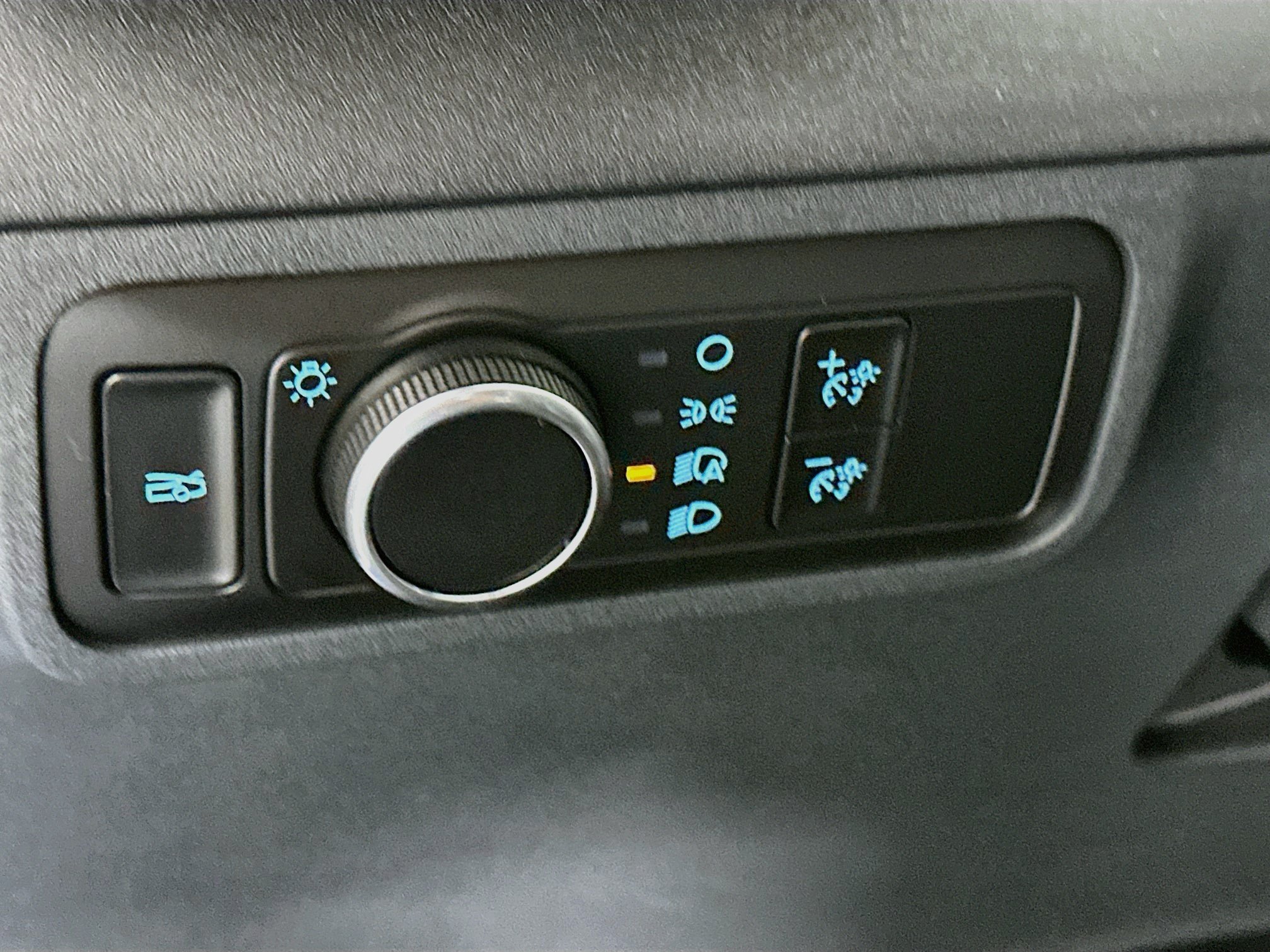Used 2024 Ford Mustang Coupe RWD image 17