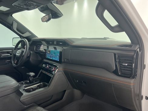 Used 2023 GMC Sierra 1500 AT4 w/ AT4 Premium Package image 27