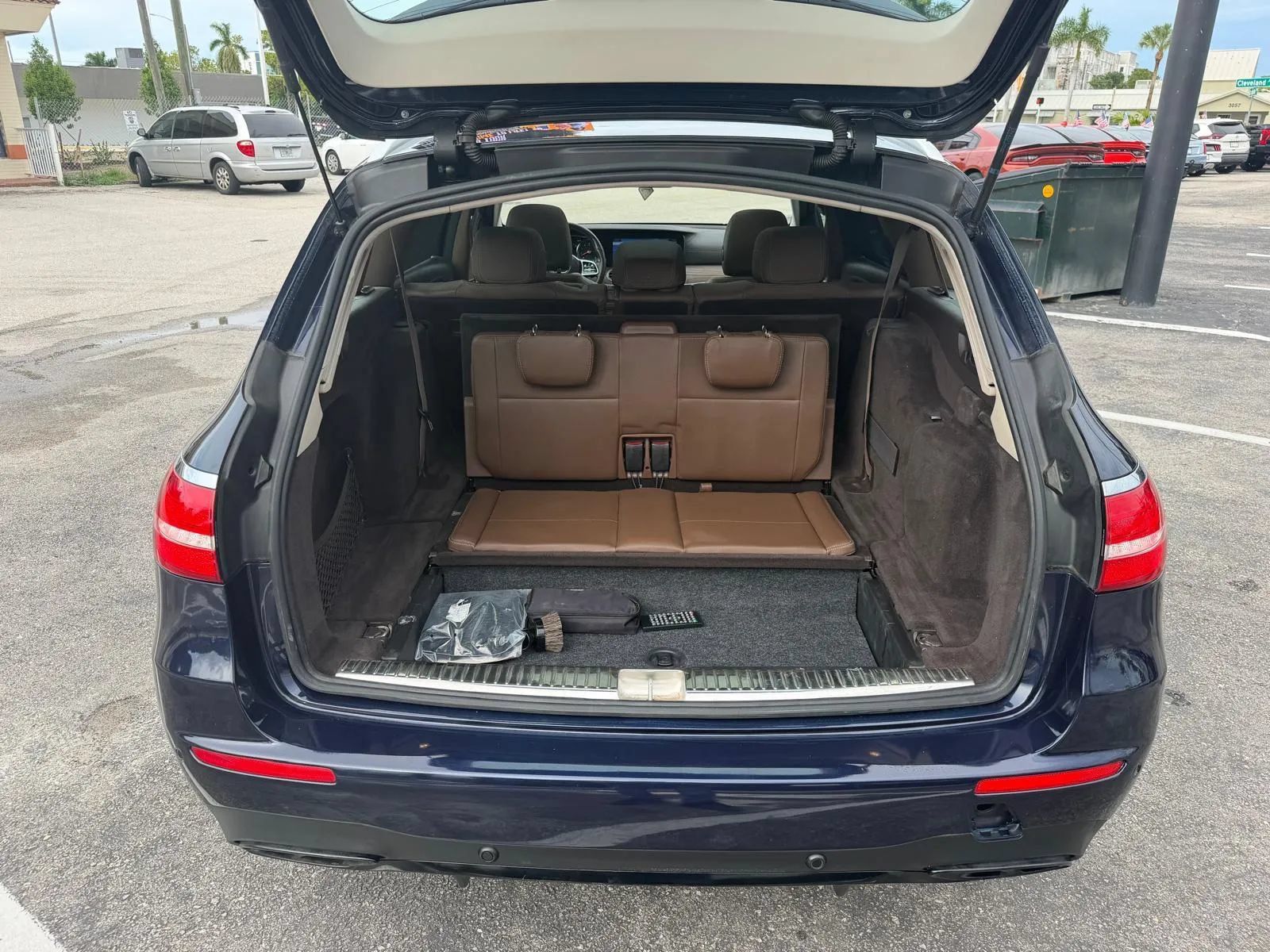 Used 2019 Mercedes-Benz E 450 4MATIC Wagon image 35