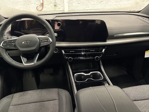 New 2026 Chevrolet Traverse LT w/ Midnight/Sport Edition image 10