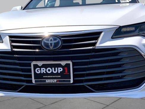Used 2020 Toyota Avalon Limited FWD image 30