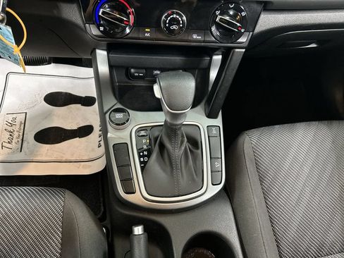 Certified 2024 Kia Seltos LX AWD/4WD image 17