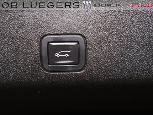 Certified 2024 Chevrolet Tahoe High Country AWD/4WD image 25
