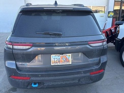 Used 2022 Jeep Grand Cherokee Trailhawk w/ Advanced Protech Group II image 3