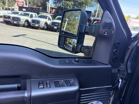 Used 2013 Ford F250 Lariat w/ Lariat Ultimate Pkg AWD/4WD image 25